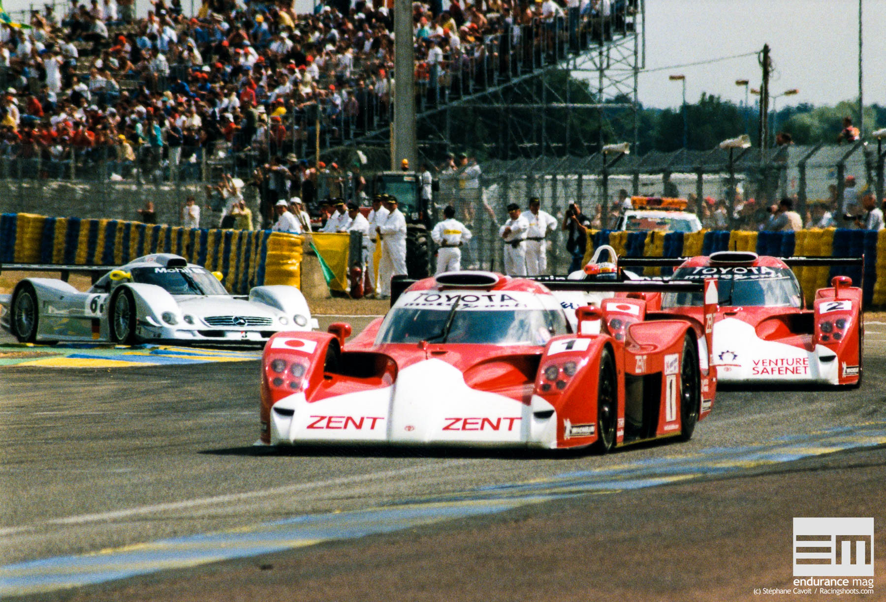 Toyota-GT-One-Le-Mans-1999-2