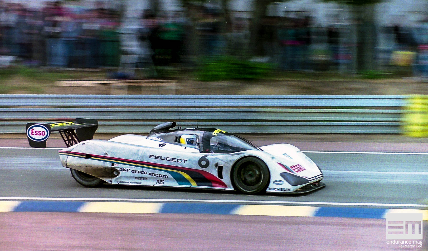 Peugeot-905-Le-Mans-1991-4