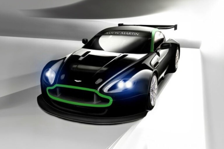Aston Martin arrive en GT2 avec la Vantage !